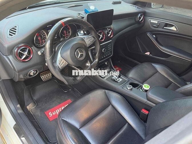 Mercedes Benz CLA 45 AMG sản xuất 2015