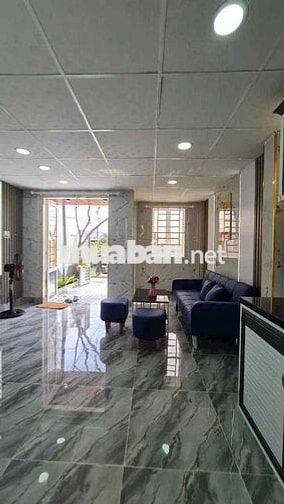 Nhà 1 Lầu 4 x 10m Đường Xe ÔTô , Nội Thất Sổ Hồng Sẵn. Giá 920Tr TL