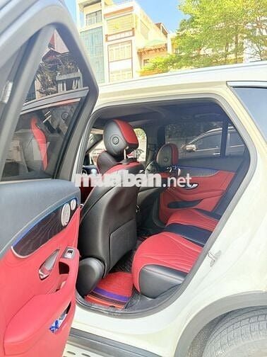 Mercedes-Benz GLC 300 4MATIC 2019 Trắng 74000 km