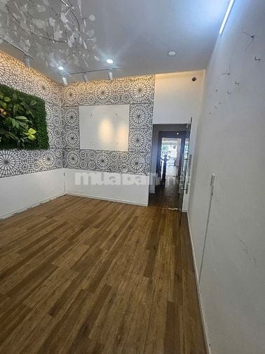 Cho thuê nhà mặt tiền Quang Trung, P8, Q. Gò Vấp giá 30tr.