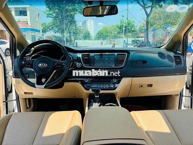 Kia Sedona 2020 Full Option 85.000km