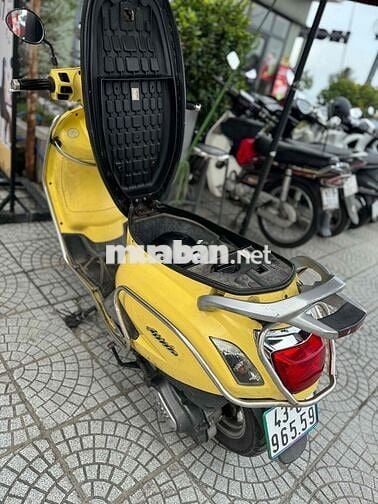 Xe máy Atila màu Vàng đã sử dụng