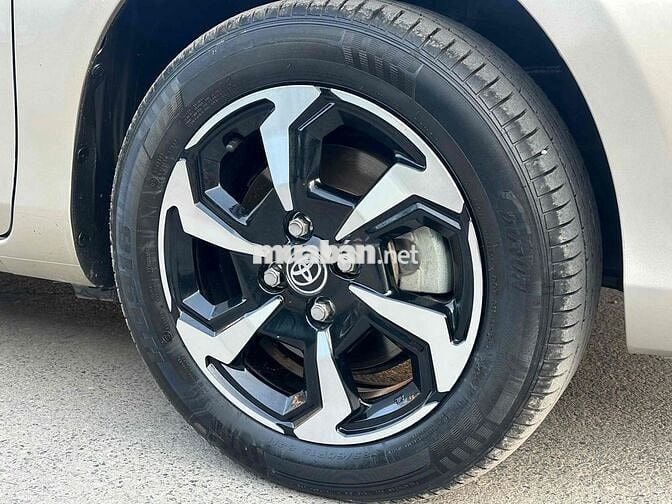 Toyota Vios 2023 E Bạc 66000 km