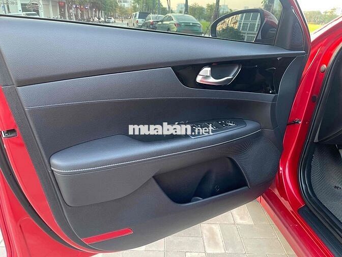 Kia Cerato 2021 bản  1.6 MT odo 85000 km