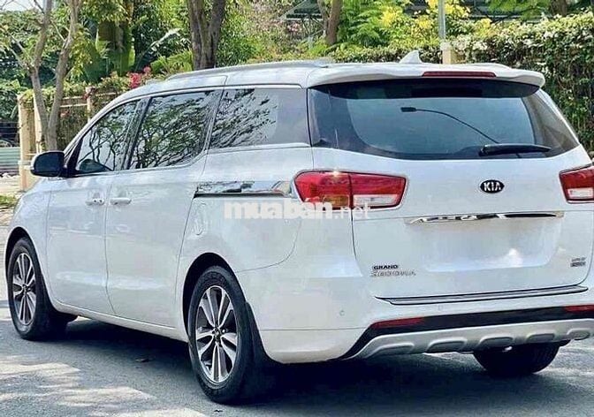 Kia Sedona 2017 Dầu 75.000km Trắng