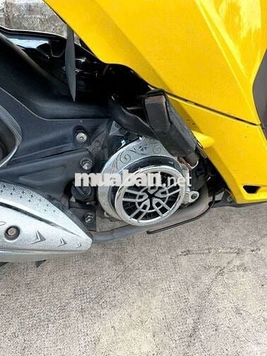 Honda Vision 2019 màu Vàng 39999 km