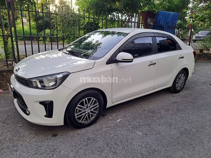 Chính chủ bán xe KIA Soluto AT - Deluxe