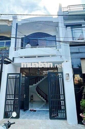 Cho thuê 4 x24-1 lau -4 phong  Giá 8 tr/1 tháng  Cọc 1 tháng  Lh 09382