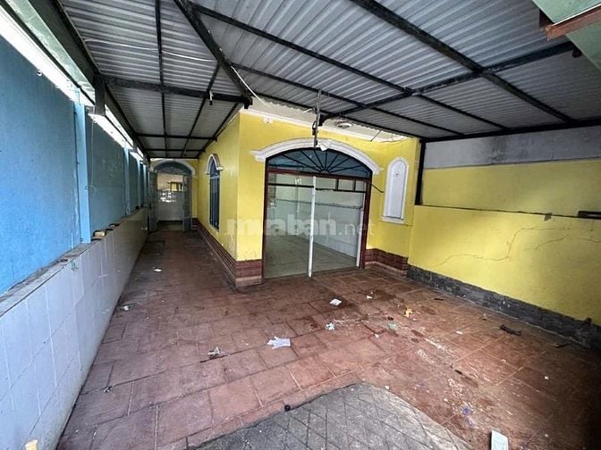 CHO THUÊ NHÀ HẺM XE TẢI ( DƯƠNG QUẢNG HÀM ) P6 - GV <> 9 6*23M ) 1 LẦU