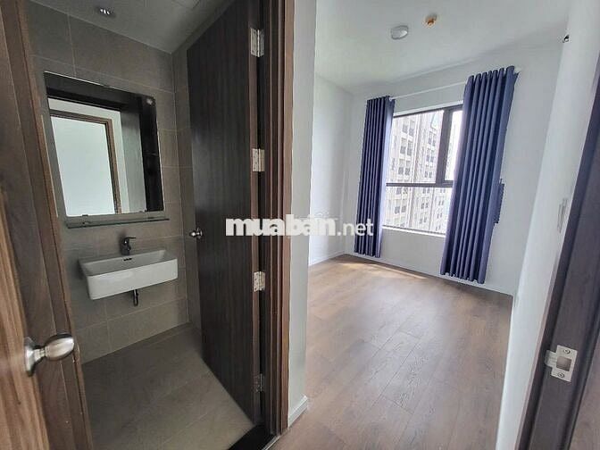 căn hộ 2 phòng thoáng mát view đẹp có hồ bơi, siêu thị gần VSIP