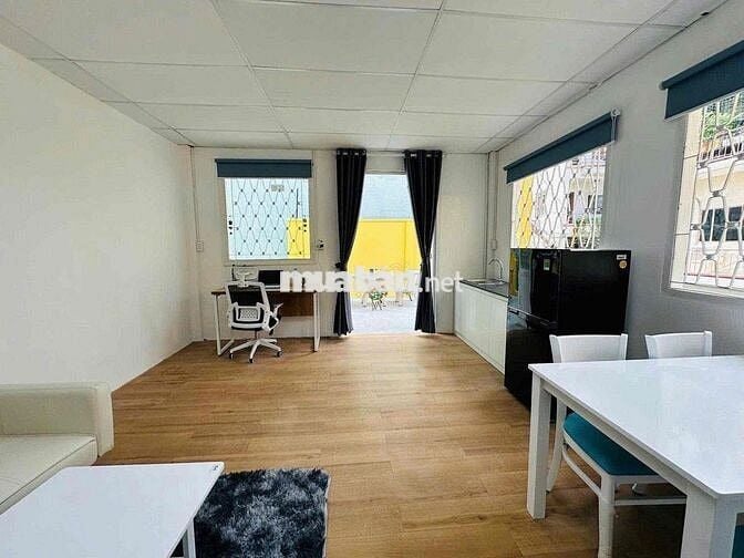 Căn Hộ 1PN 50m2 Sân Vườn Full Nội Thất ngay VX Dân Chủ_Toà Nhà Viettel