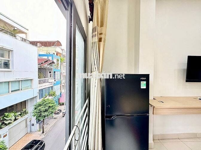 Căn hộ cửa sổ trời siêu thoáng mát - Trần Minh Quyền gần Vạn Hạnh Mall