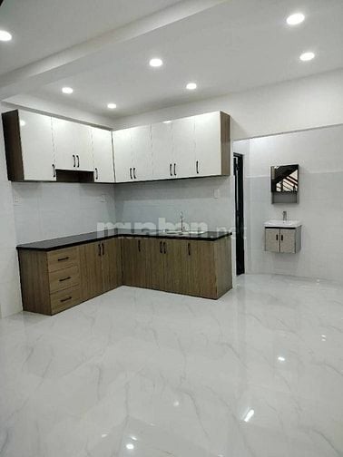 Chỉ 4,4 đồng . Shr chính chủ. Nhà mới 2T, 4x15, trung tâm Q.bình tân. 