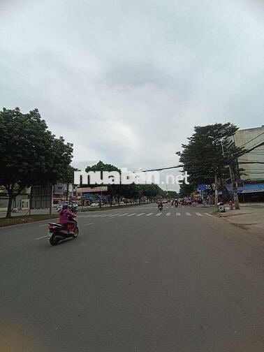 Cho thuê kho Mặt Tiền đường cont . 1400m