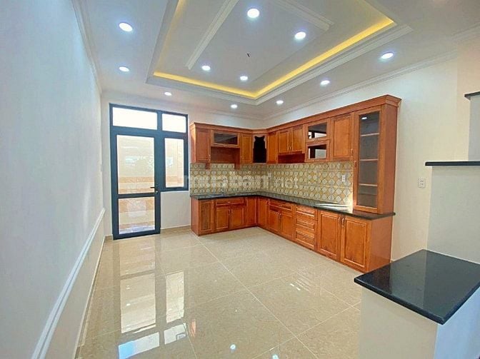 CHỦ NGỘP BÁN GẤP NHÀ MỚI XÂY CÁCH SÔNG SG 200M, SỔ RIÊNG ĐƯỜNG 12M 