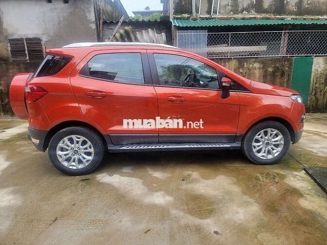 120 2016 1.5L Titanium AT - 85000 km