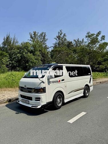 Toyota Hiace 2007 H200 Commuter 2.7 - 123456 km