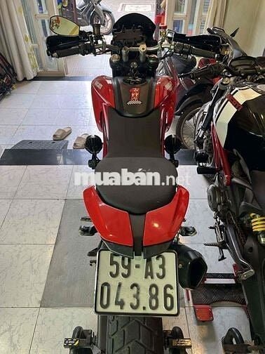 Ducati Hypermotard 821 Đỏ