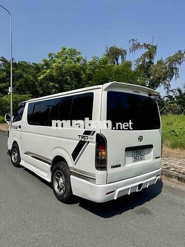Toyota Hiace 2007 H200 Commuter 2.7 - 123456 km