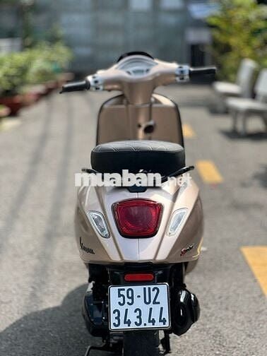 Vespa Sprint 125 iget abs Vàng TFT 14.000 km