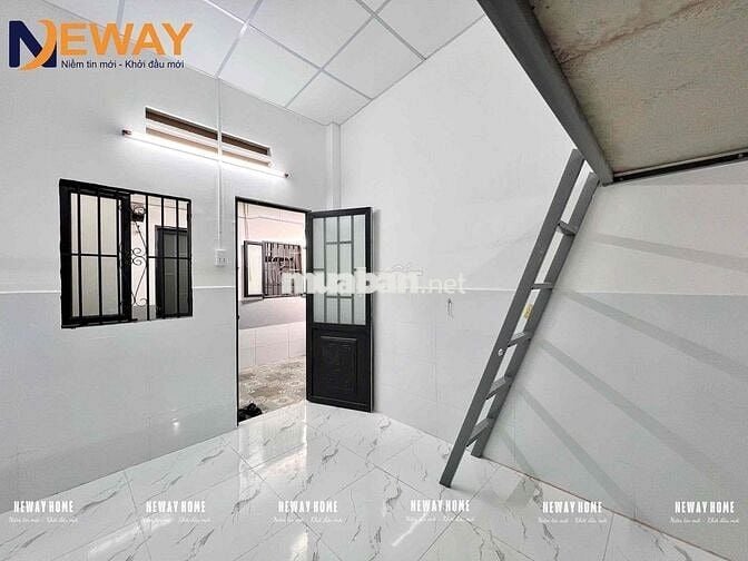 DÃY TRỆT GÁC CAO MỚI XÂY SẴN MÁY LẠNH _ ĐI BỘ QUA AEON TÂN PHÚ