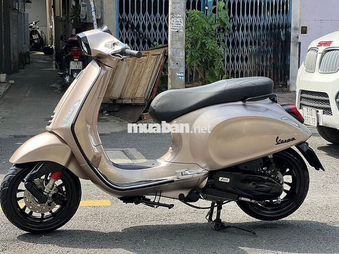 Vespa Sprint 125 iget abs Vàng TFT 14.000 km