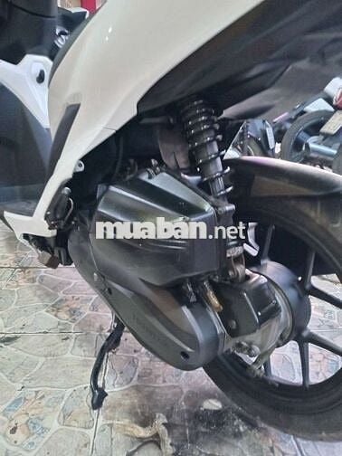 Honda Vario màu Trắng