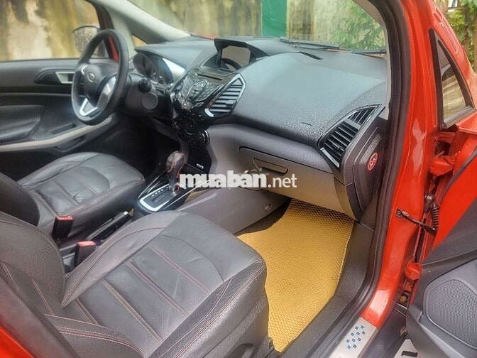 120 2016 1.5L Titanium AT - 85000 km