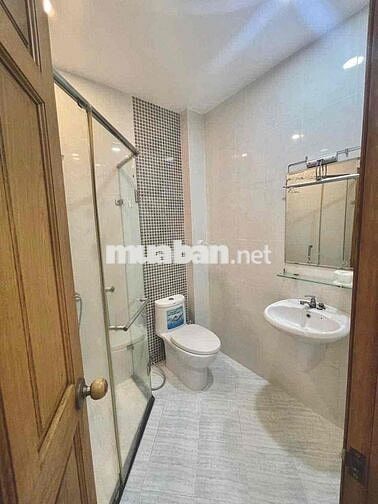 Cho thuê phòng BANCOL ngay Nguyễn Bỉnh Khiêm Q1 gần THẢO CẦM VIÊN 27m2