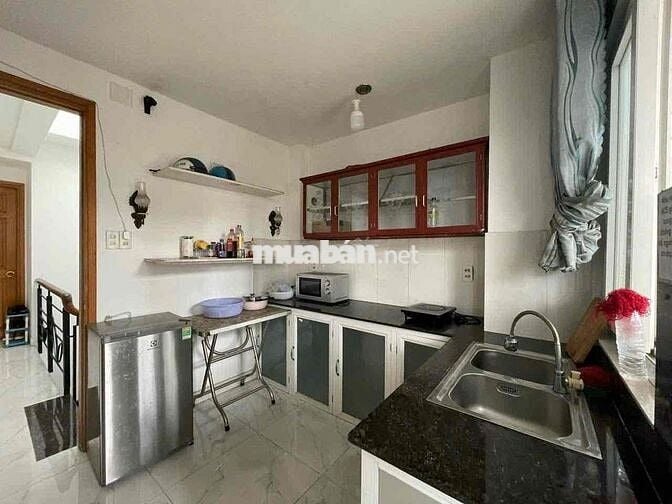 Cho thuê phòng BANCOL ngay Nguyễn Bỉnh Khiêm Q1 gần THẢO CẦM VIÊN 27m2