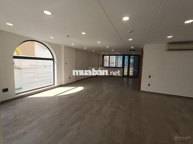 Cực phẩm! Căn góc Pasteur Q1, Hầm 3 lầu ngang 6m 😜 vị trí đẹp hiếm có