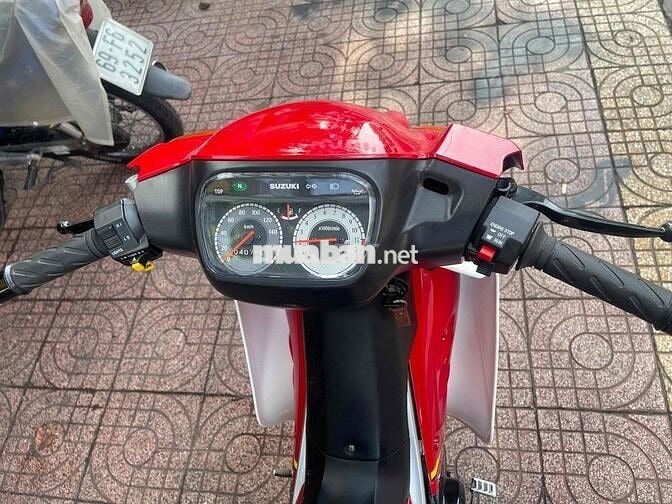 Suzuki Satria Đỏ Trắng