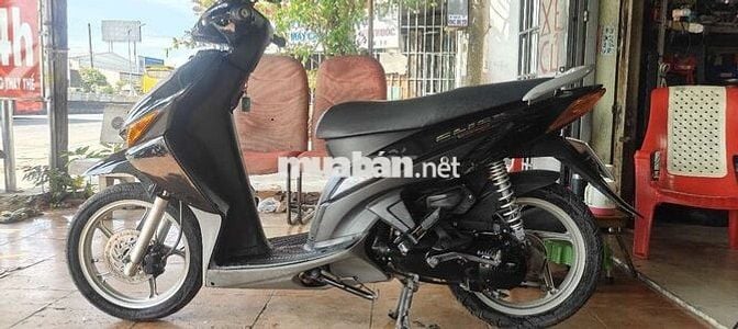 Xe zin đẹp như mới, máy êm ru không hú hí