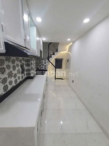 Bán nhà đẹp hẻm xe hơi đường Ngô Quyền, Phường 5, Quận 10