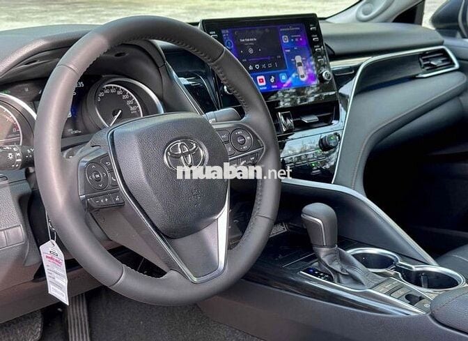 Toyota Camry 2022 2.0 Q - 47000 km