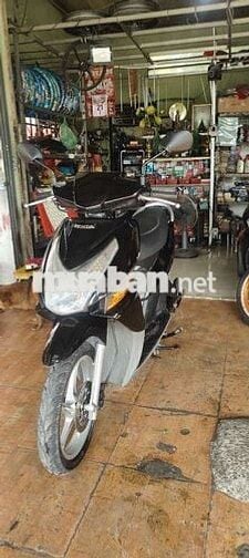 Xe zin đẹp như mới, máy êm ru không hú hí