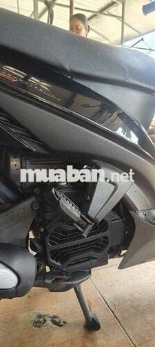 Xe zin đẹp như mới, máy êm ru không hú hí