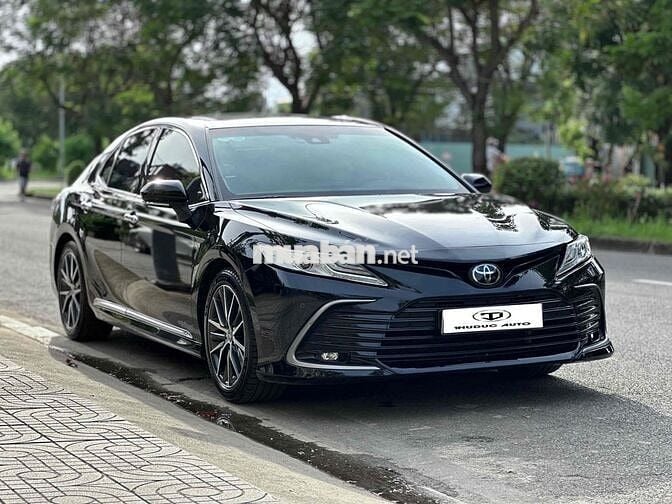 Toyota Camry 2022 2.0 Q - 47000 km