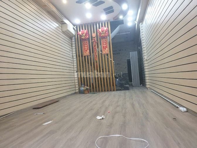 Cho thuê nhà mặt tiền đường Điện Biên Phủ, PHường 4, Quận 3