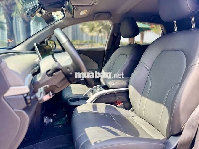 VinFast VF6 S 2024 - Màu xám - 5v5km - Mua pin