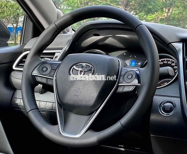 Toyota Camry 2022 2.0 Q - 47000 km