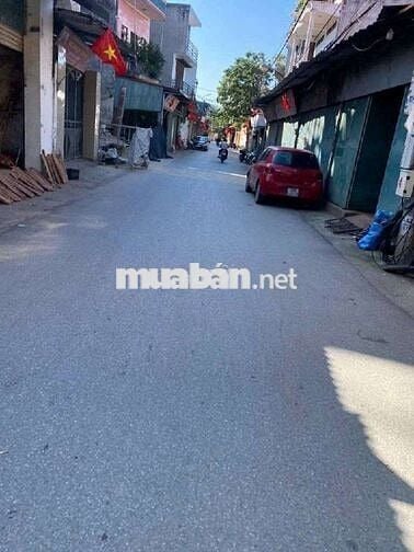 Bán đất tặng nhà tại phố Lý Sơn
🏡 :
Diện tích: 73m²
Giá: 11.5 tỷ