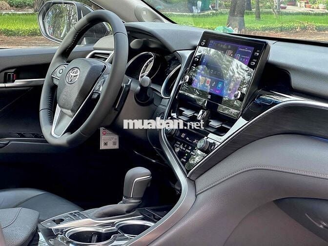 Toyota Camry 2022 2.0 Q - 47000 km