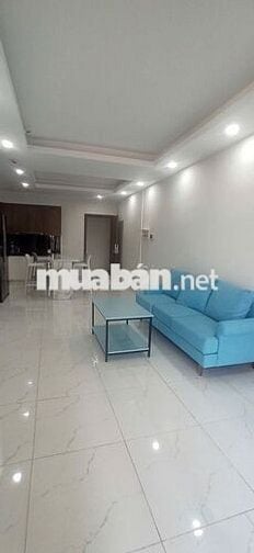 căn hộ 3 phòng có sẵn nội thất cho thuê 8tr, gần AEON