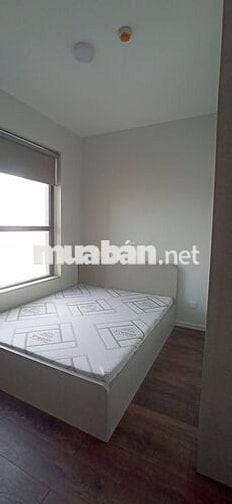 căn hộ 3 phòng có sẵn nội thất cho thuê 8tr, gần AEON