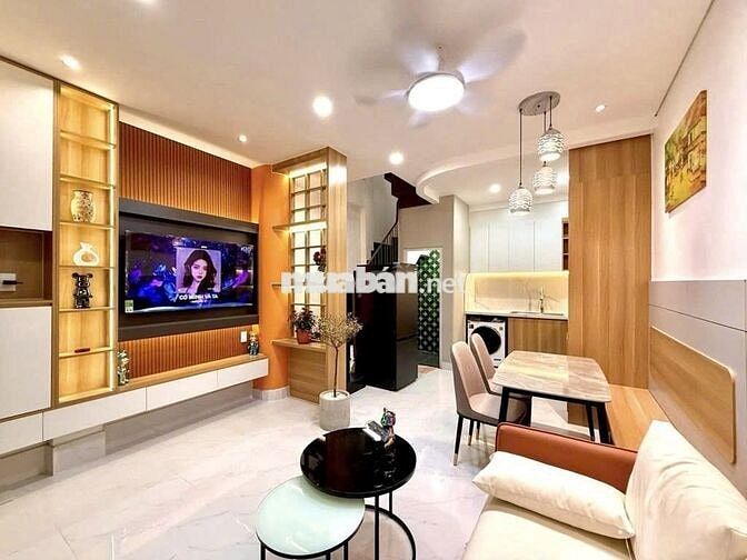 Nhà full nội thất-Nguyễn Khuyến–4.2 x 6.7m-1trệt 2 lầu-3PN 3WC-18tr TL