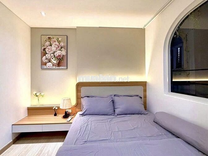 Nhà full nội thất-Nguyễn Khuyến–4.2 x 6.7m-1trệt 2 lầu-3PN 3WC-18tr TL