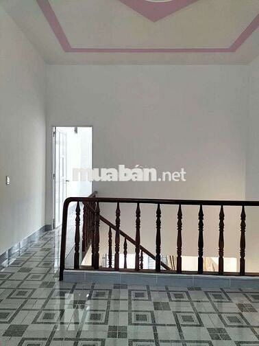 Tôi cần bán nhà Lầu Trệt gần ngã tư Chiêu liêu Dĩ An