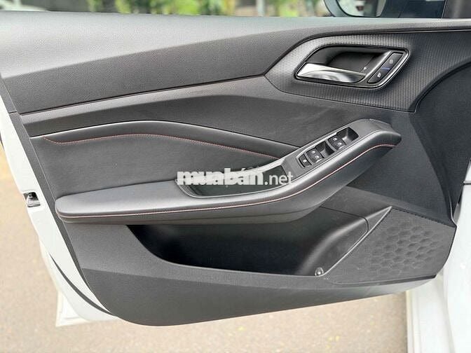 MG MG5 2024 - 45000 km