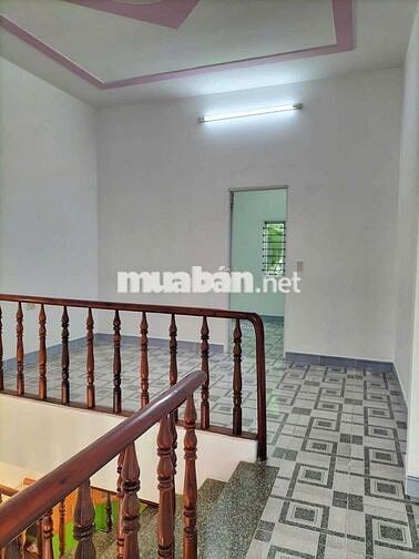 Tôi cần bán nhà Lầu Trệt gần ngã tư Chiêu liêu Dĩ An